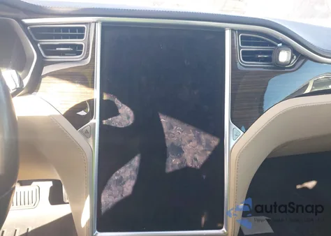 2014 Tesla Model S P85 из США, поврежденный, VIN 5YJSA1H13EFP39784